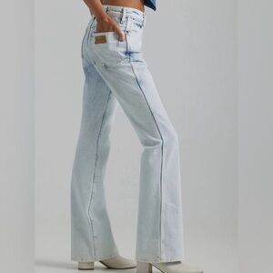 Free People Wrangler Westward 626 High-Rise Bootcut Jeans. NWT.